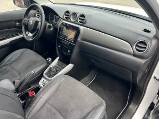 SUZUKI Vitara usata, con Autoradio