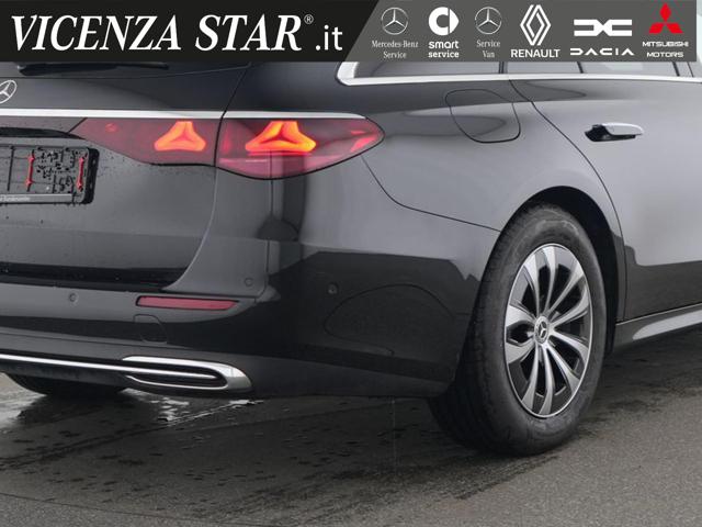 MERCEDES-BENZ E 220 usata, con Alzacristalli elettrici