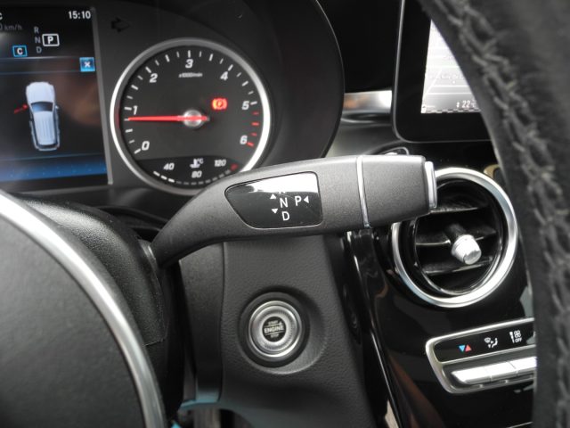 MERCEDES-BENZ GLC 220 usata, con Tetto panorama