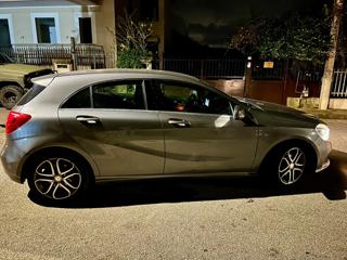 MERCEDES-BENZ A 180 usata, con Alzacristalli elettrici