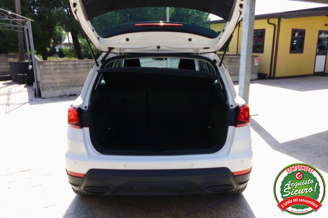 SEAT Arona usata, con Luci diurne