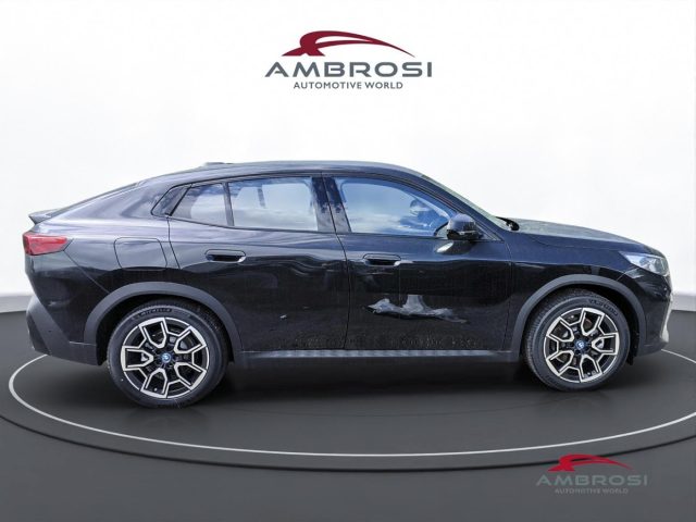 BMW iX2 usata 4