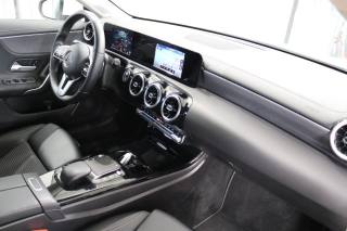 MERCEDES-BENZ CLA 200 usata, con Autoradio digitale