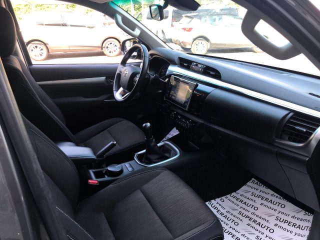 TOYOTA Hilux usata, con Sound system