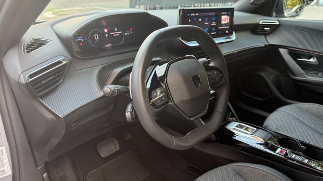 PEUGEOT 2008 usata, con Vetri oscurati