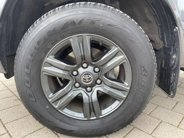 TOYOTA Hilux usata, con Chiusura centralizzata
