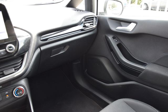 FORD Fiesta usata, con Touch screen
