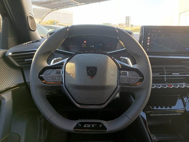 PEUGEOT 2008 usata, con Autoradio