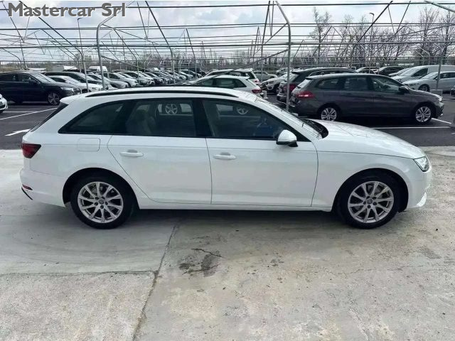 AUDI A4 usata, con Controllo trazione