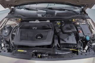 INFINITI Q30 usata 36