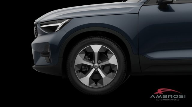 VOLVO XC40 usata 8