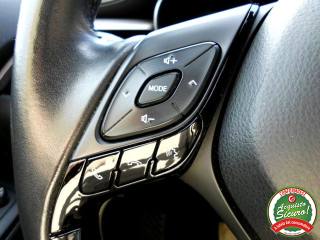 TOYOTA C-HR usata, con Touch screen