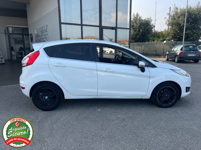 FORD Fiesta usata, con Controllo trazione