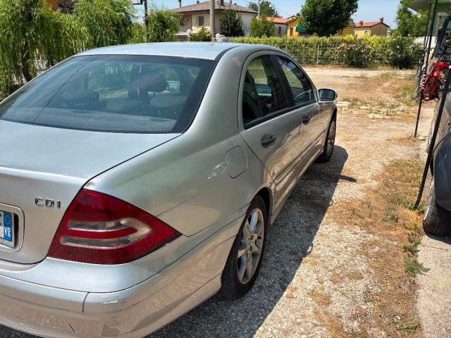 MERCEDES-BENZ C 200 usata, con Chiusura centralizzata
