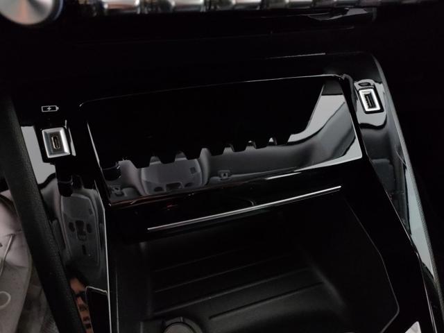 PEUGEOT 2008 usata, con Controllo trazione