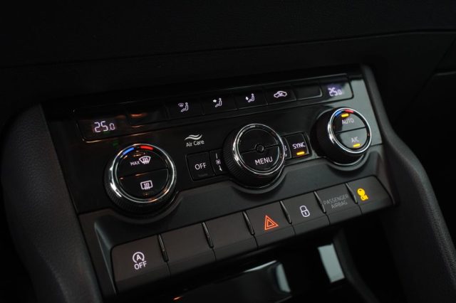 SKODA Karoq usata 11