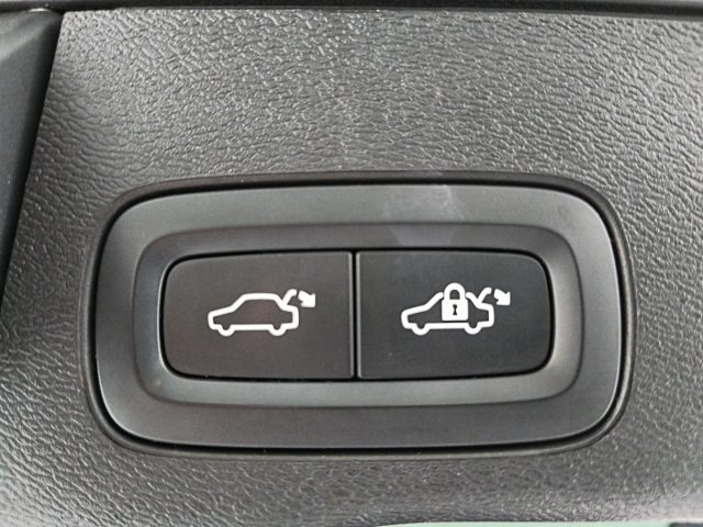 VOLVO XC60 usata, con Sensore di pioggia