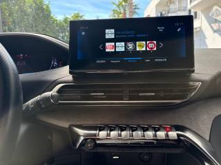 PEUGEOT 3008 usata, con Sistema di navigazione