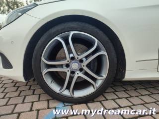 MERCEDES-BENZ E 220 usata 31