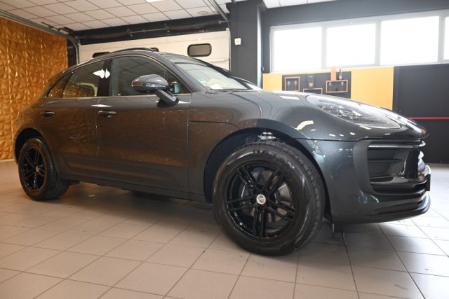 PORSCHE Macan usata 86