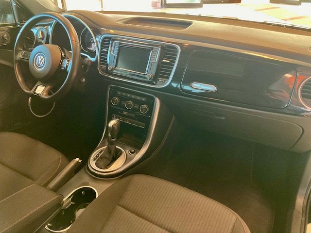 VOLKSWAGEN Maggiolino usata, con Volante in pelle