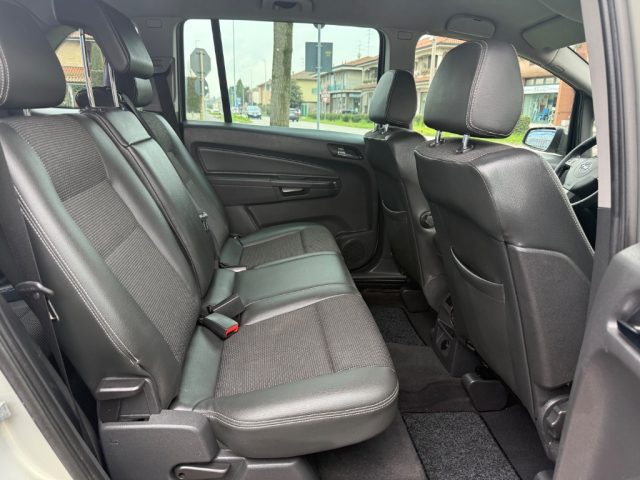 OPEL Zafira usata 9