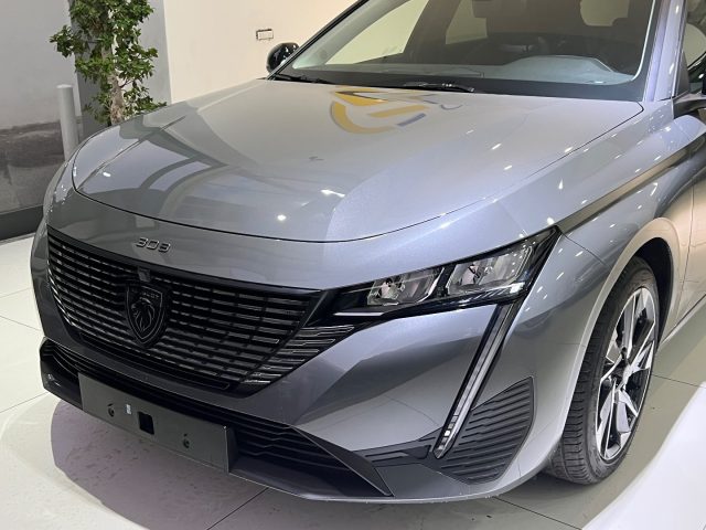 PEUGEOT 308 usata, con Airbag