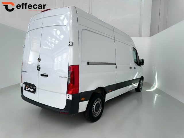 MERCEDES-BENZ Sprinter usata, con Boardcomputer