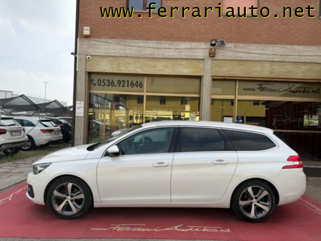 PEUGEOT 308 usata, con Alzacristalli elettrici