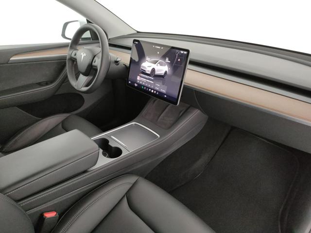 TESLA Model Y usata, con Cruise Control