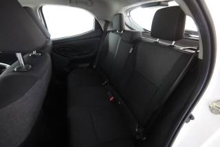 TOYOTA Yaris usata 3