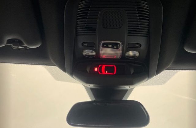 PEUGEOT 5008 usata, con Chiusura centralizzata telecomandata
