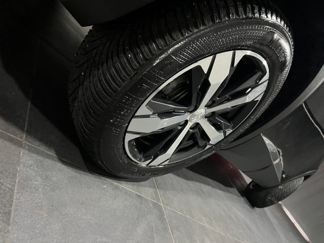 PEUGEOT 3008 usata, con Cronologia tagliandi