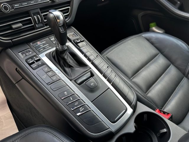 PORSCHE Macan usata, con Interni in pelle