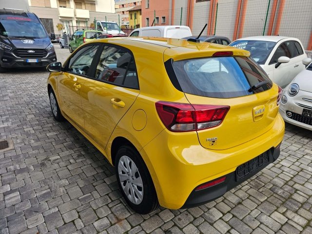 KIA Rio usata, con Airbag Passeggero