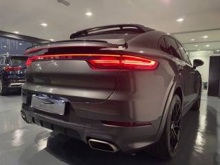 PORSCHE Cayenne usata, con Autoradio