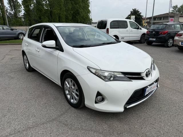 TOYOTA Auris usata, con Alzacristalli elettrici