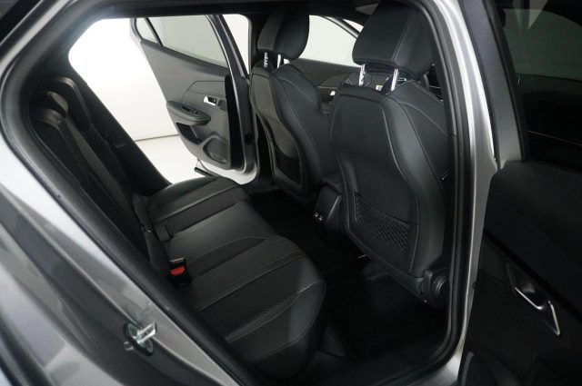 PEUGEOT 2008 usata, con Cruise Control