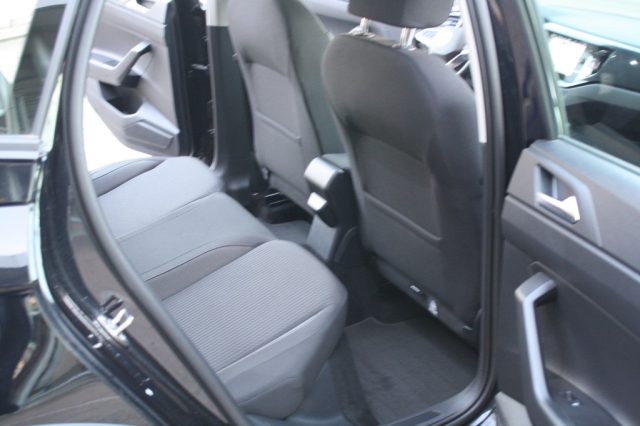 VOLKSWAGEN Taigo usata, con Fari LED