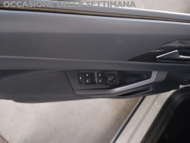 VOLKSWAGEN Taigo usata, con Servosterzo