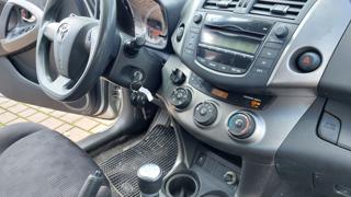 TOYOTA RAV 4 usata, con Climatizzatore