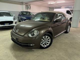 VOLKSWAGEN Maggiolino usata, con Park Distance Control