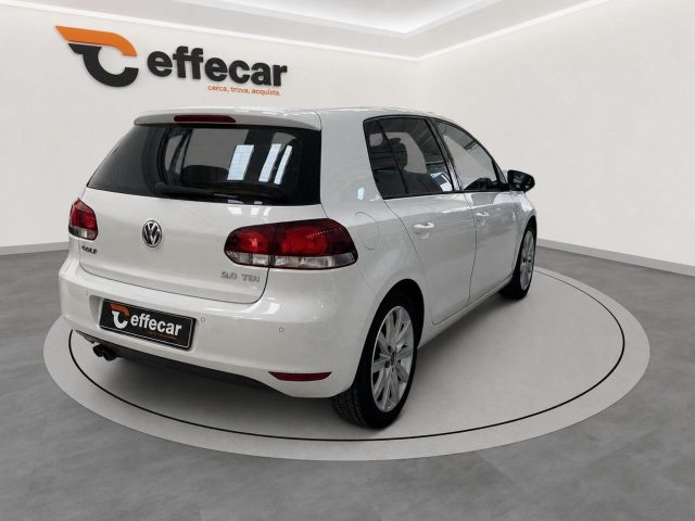 VOLKSWAGEN Golf usata, con Autoradio