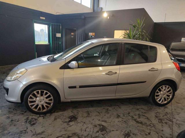 RENAULT Clio usata, con Airbag