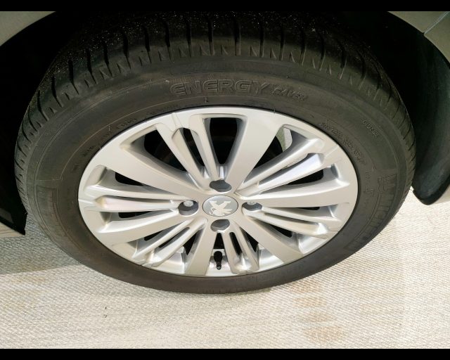 PEUGEOT 208 usata 19