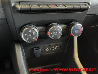 RENAULT Clio usata, con Luci diurne LED