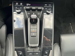 PORSCHE 992 usata, con Autoradio