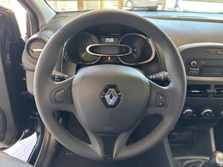 RENAULT Clio usata, con USB