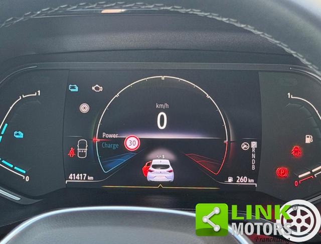 RENAULT Clio usata, con Volante in pelle