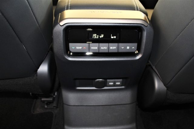 TOYOTA Land Cruiser usata, con Servosterzo